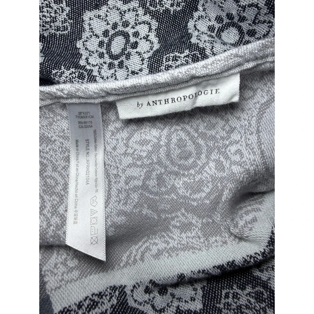 Anthropologie Gray Black Medallion Print Apron Full Bib Waist Tie Kitchen Hostes